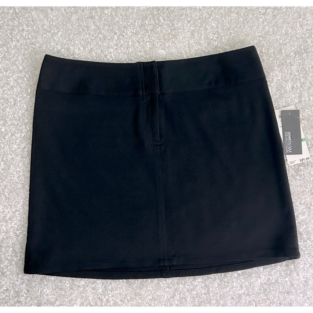 Kenneth Cole Reaction Ladies Size 8 NWT Black Shirt